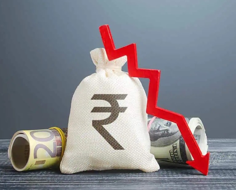 రూపాయిపై యుద్ధ ప్రభావం