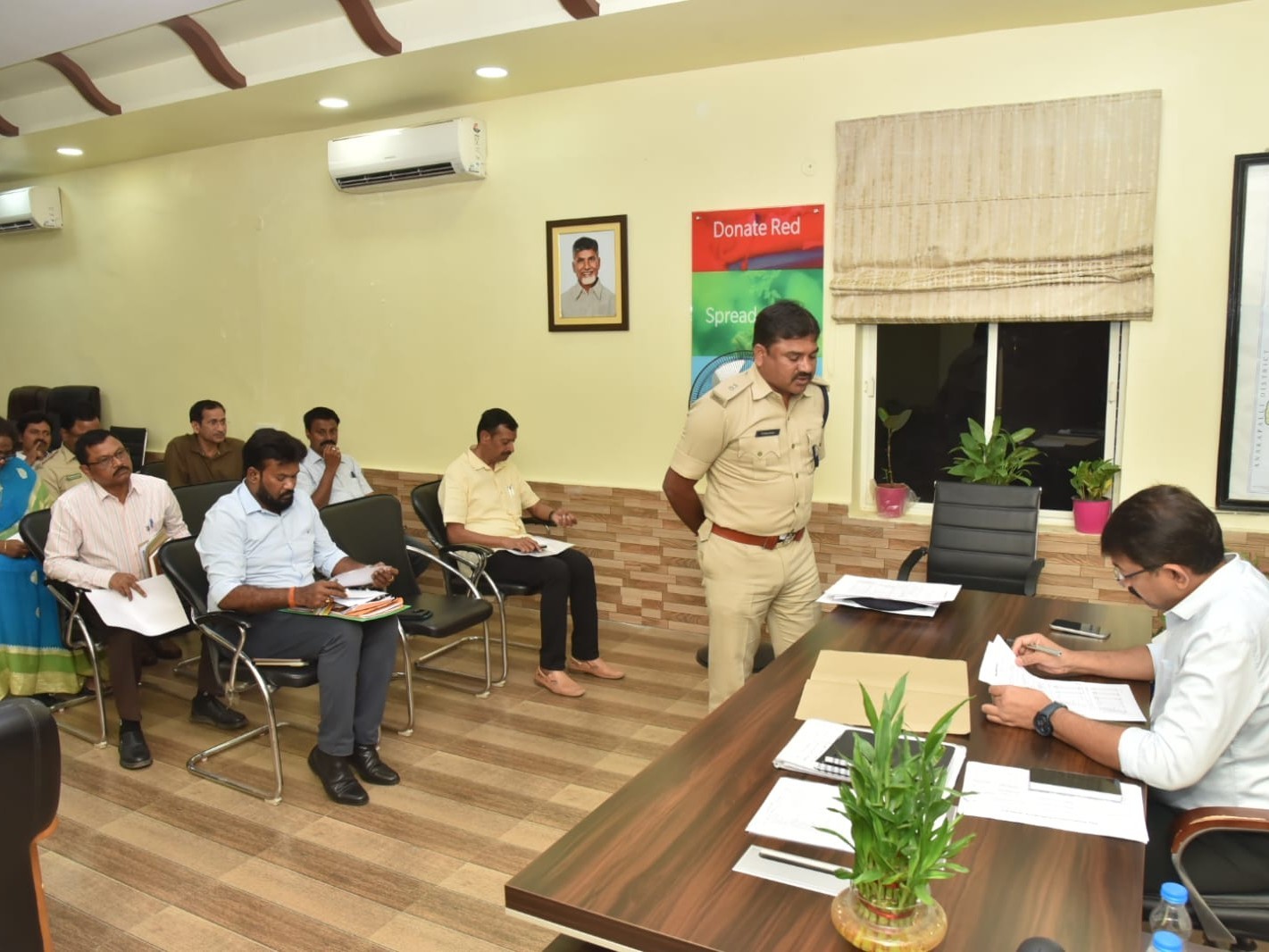 ఆదాయ సముపార్జనపై అధికారులతో కలెక్టర్ సమీక్ష