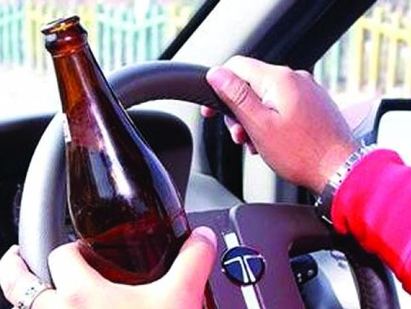 డ్రంక్ అండ్ డ్రైవ్ కేసులో 41 మందికి ఫైన్