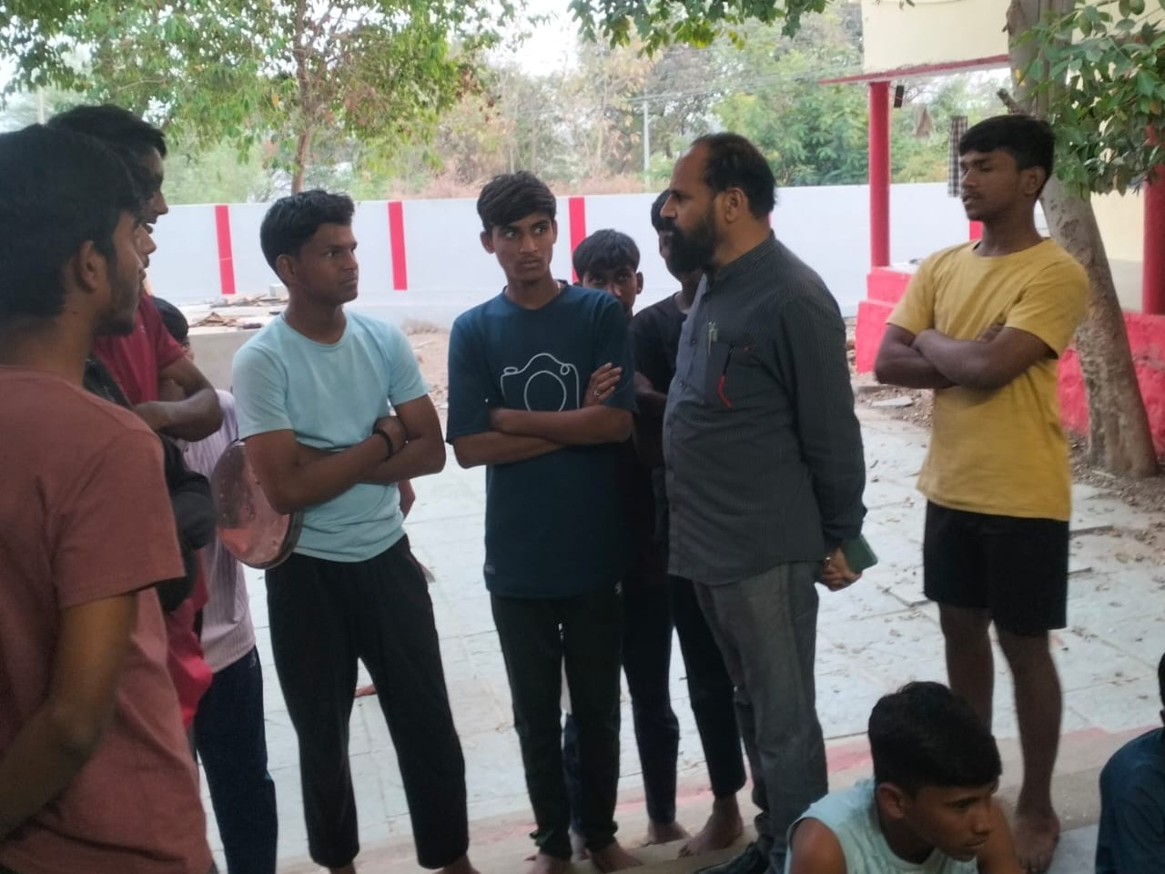 హాస్టల్ విద్యార్థులపై ప్రత్యేక దృష్టి సారించాలి: రామాచారి