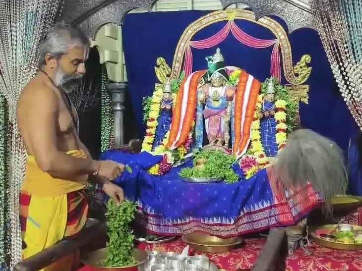 సింహాచలంలో సహస్రనామార్చన