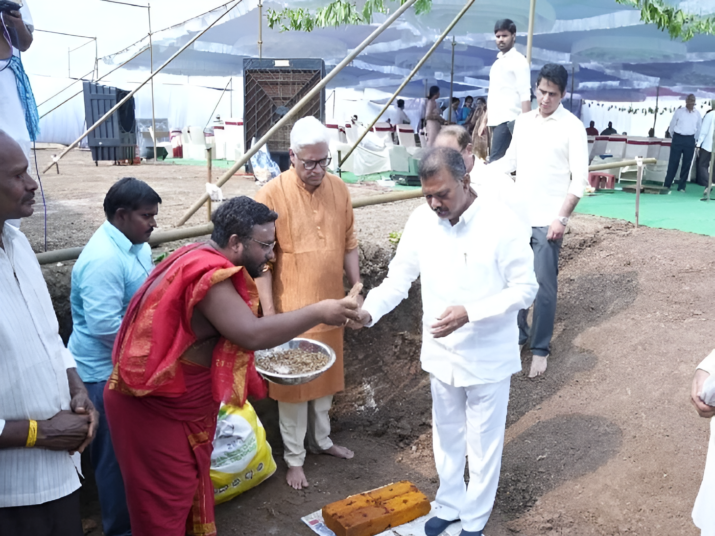 హిల్టన్ హోటల్‌కు భూమిపూజ చేసిన ఎమ్మెల్యే