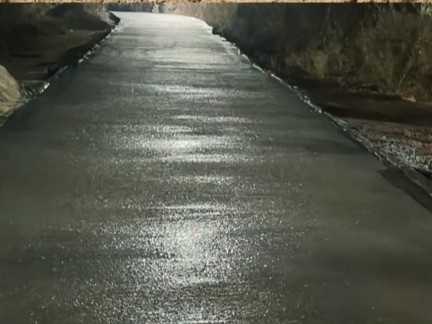 వార్డులలో వేగంగా సీసీ రోడ్ల నిర్మాణం