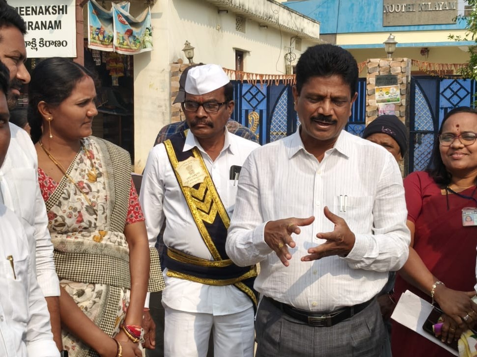 ‘ప్రభుత్వ భూముల రక్షణకు చర్యలు తీసుకోవాలి’