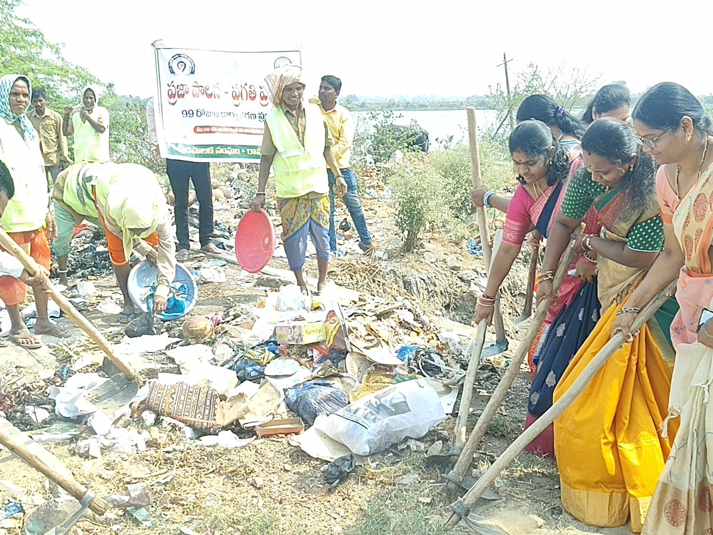 పరిసరాల పరిశుభ్రత అందరి బాధ్యత: ఛైర్ పర్సన్