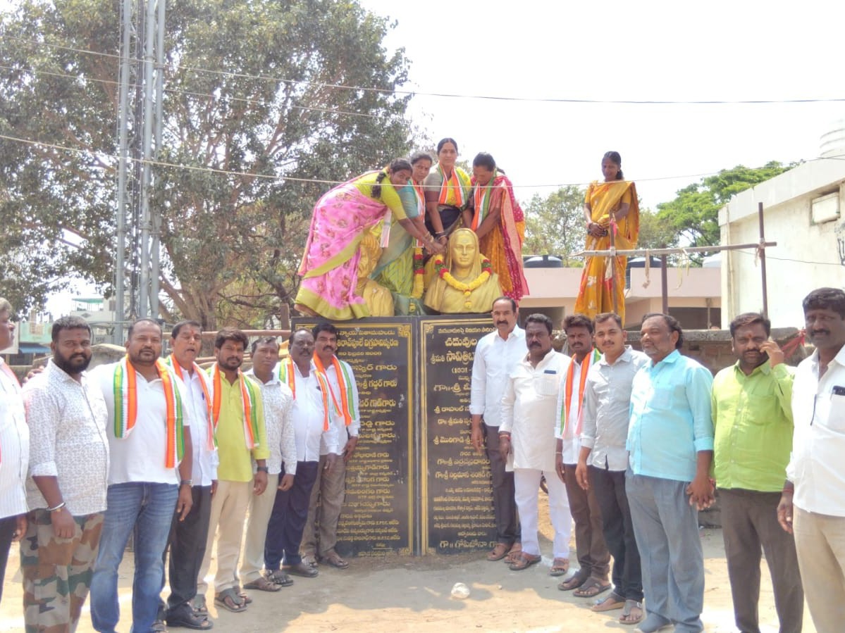 ఆలేరులో  సావిత్రిబాయ్ పూలే 129వ వర్ధంతి వేడుకలు