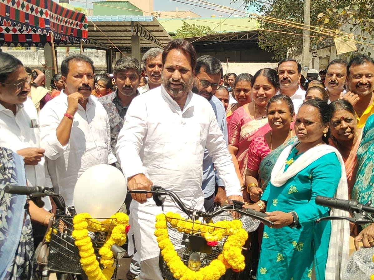 ‘దేశ అభివృద్ధికి మహిళల భాగస్వామ్యం కీలకం’