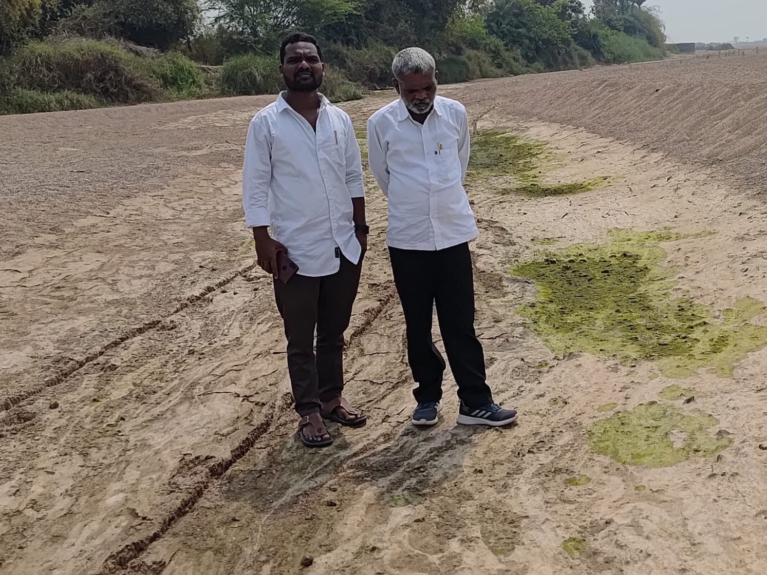 అక్రమ ఇసుక తవ్వకాలు.. చర్యలకై డిమాండ్