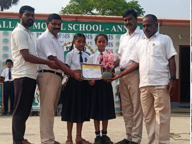 సాఫ్ట్‌బాల్ పోటీల్లో పల్లవి స్కూల్ విద్యార్థినుల ప్రతిభ