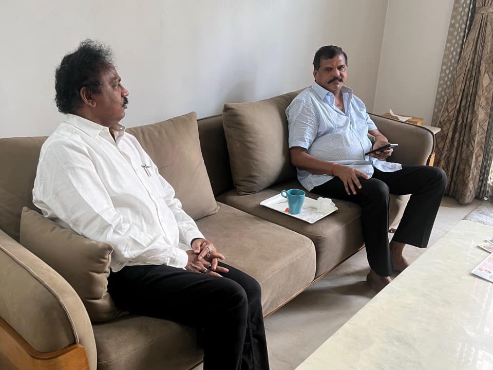 బొత్సను పరామర్శించిన వాసుపల్లి