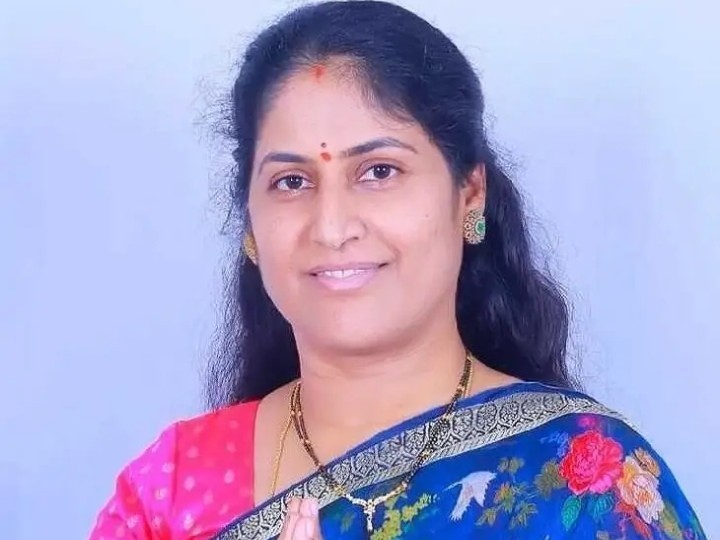 ఢిల్లీ మహిళా సదస్సుకు నల్లమల సర్పంచ్