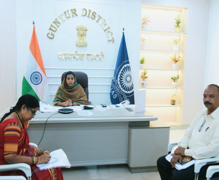 విద్యార్థుల కోసం కలెక్టర్ ప్రత్యేక ప్రణాళిక