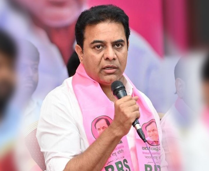 స్పీకర్ నిర్ణయంపై కేటీఆర్ ట్వీట్