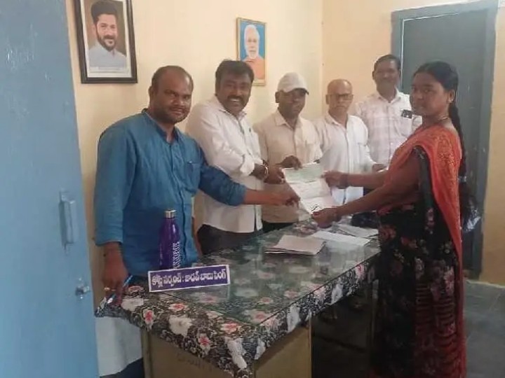 లబ్ధిదారులకు కళ్యాణ లక్ష్మి చెక్కుల పంపిణీ