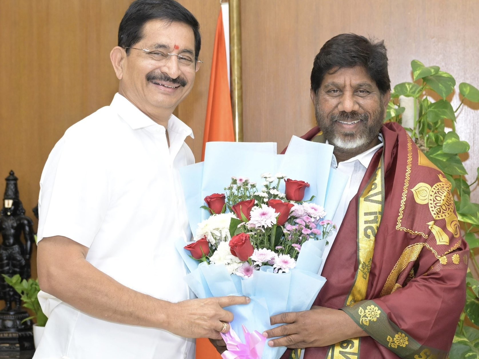 రాజ్యసభకు ఎన్నికైన నరేందర్ రెడ్డిని అభినందించిన భట్టి