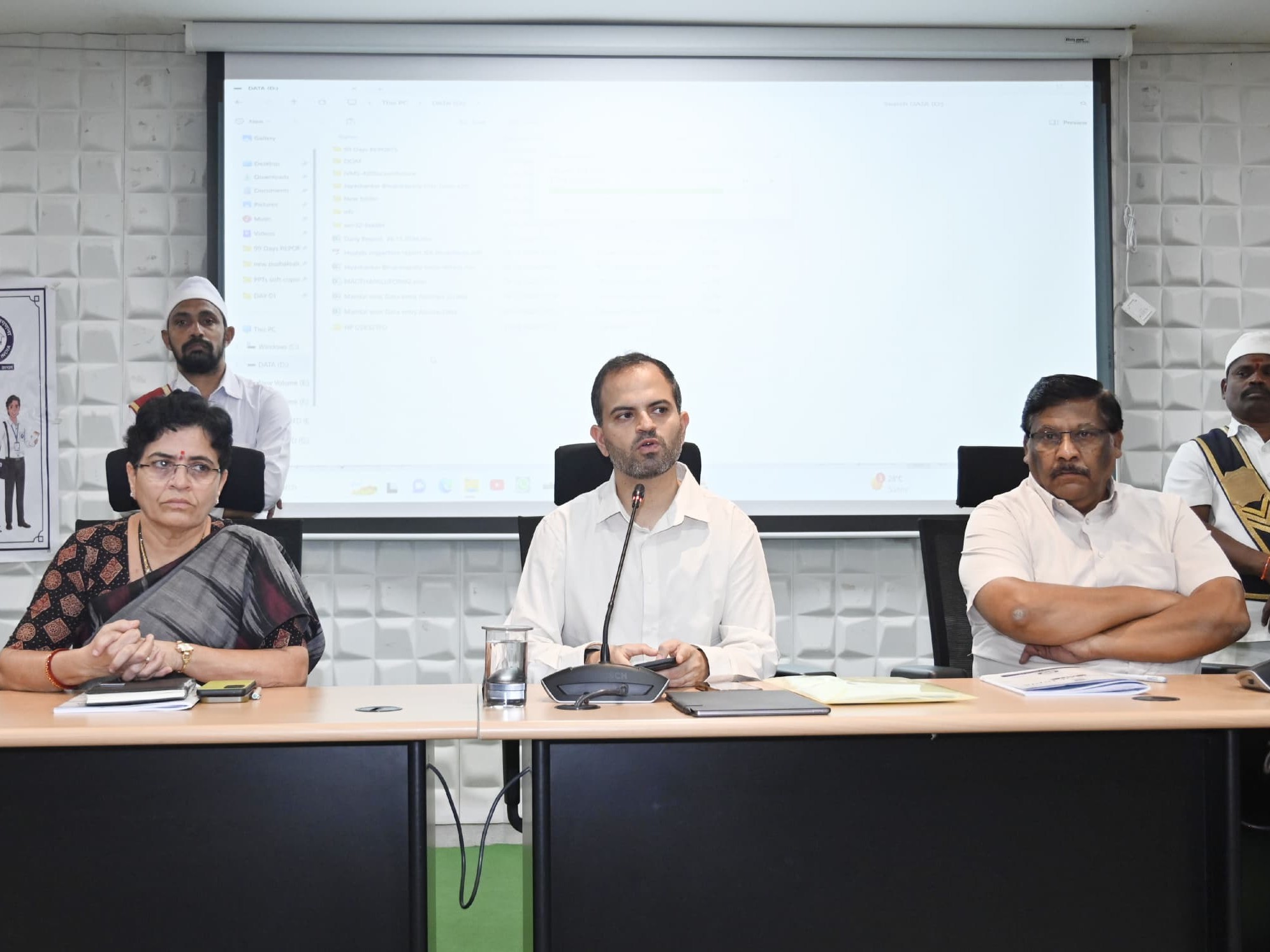 జనగణన శిక్షణ కార్యక్రమంలో పాల్గొన్న కలెక్టర్