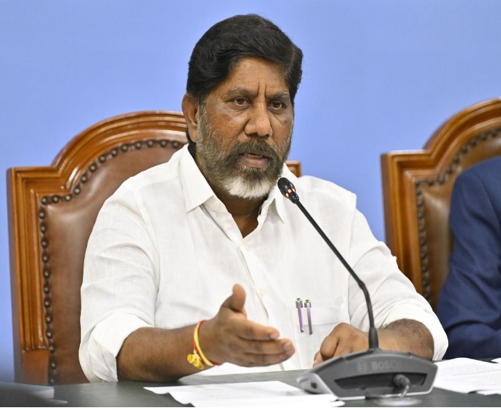 పేదల నిస్సహాయతతో రాజకీయాలా?: భట్టి