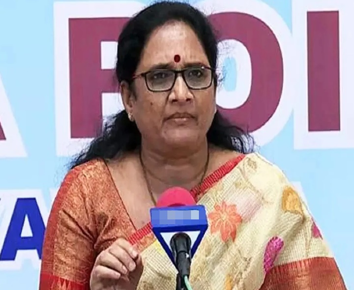 ఆయన పాలన రాక్షసయుగం: వాసిరెడ్డి పద్మ