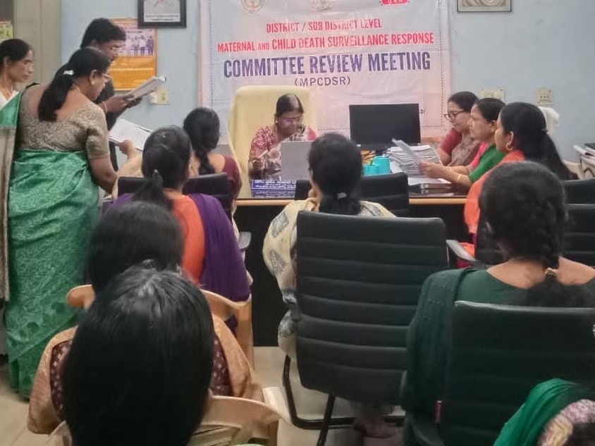 శిశు మరణాలపై ఉప కమిటీ సమీక్ష