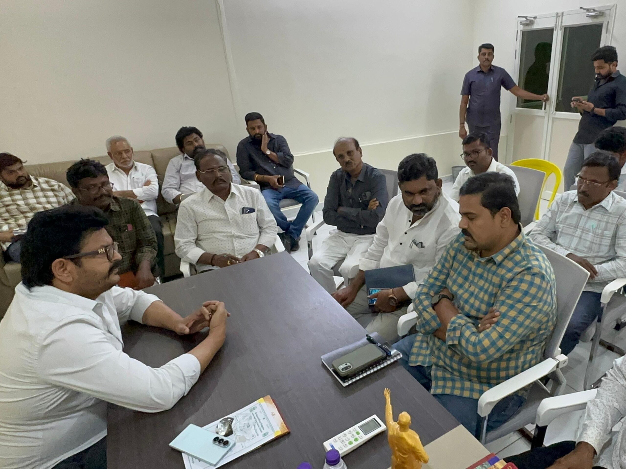 గృహ అవసరాలకు గ్యాస్ అందుబాటులో ఉంది: ఎమ్మెల్యే