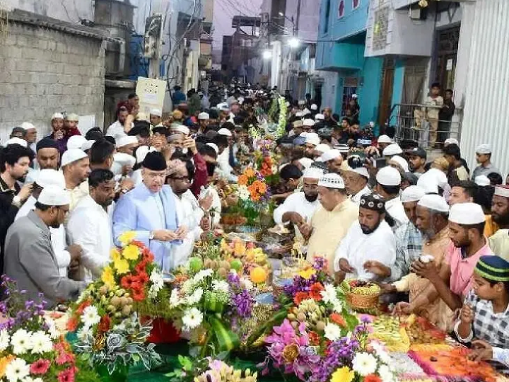 దావత్-ఏ-ఇఫ్తార్ విందులో అక్బరుద్దీన్ ఒవైసీ