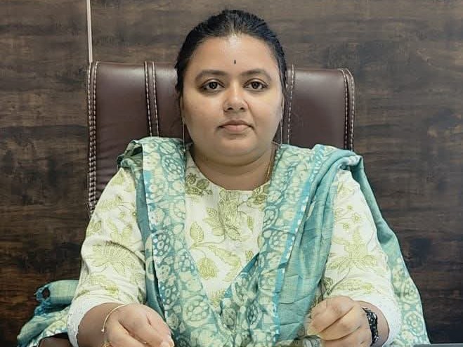 నేడు వైసీపీ ఆవిర్భావ వేడుకలు: టీఎన్ దీపిక