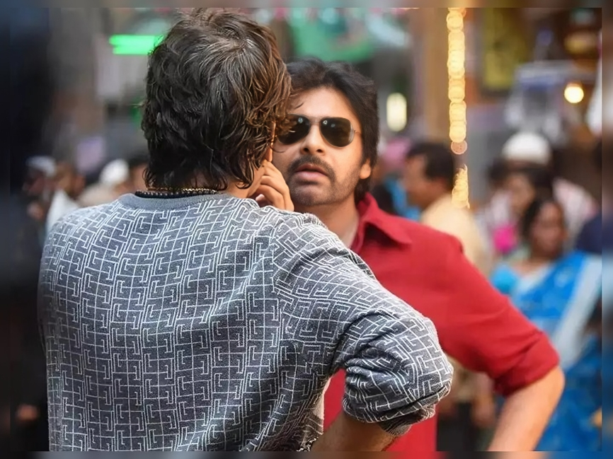 నిర్మాతల ప్లాన్.. పవన్ OK చెబుతాడా?