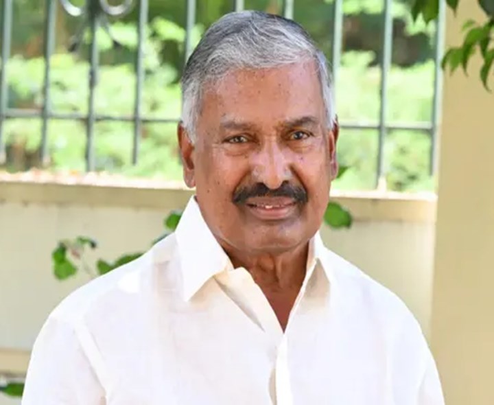 భగవంతుడే రాష్ట్రాన్ని కాపాడాలి: పెద్దిరెడ్డి