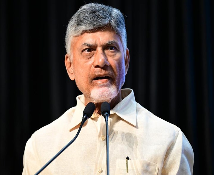 నేడు IAS, IPSలతో సీఎం చంద్రబాబు సమీక్ష