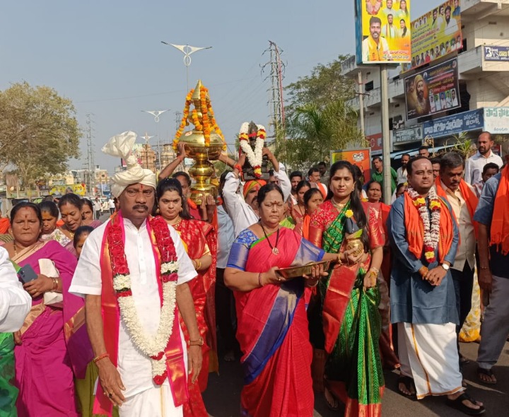 వైభవంగా అమ్మవారి ఆలయ ప్రారంభోత్సవం