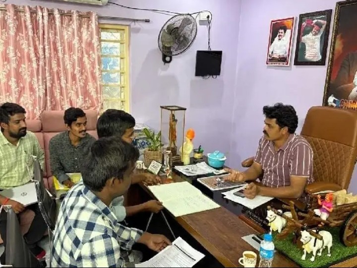 P-4 టీంతో ఎమ్మెల్యే సమీక్ష