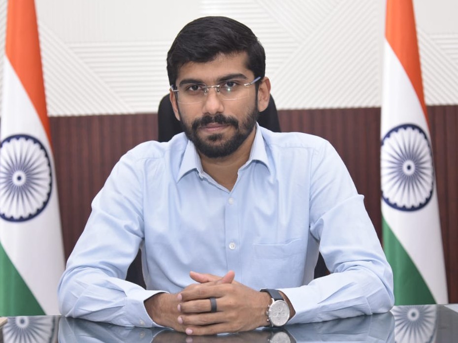 ప్రత్యేకాధికారుల నియామక అధికారం కలెక్టర్‌కే