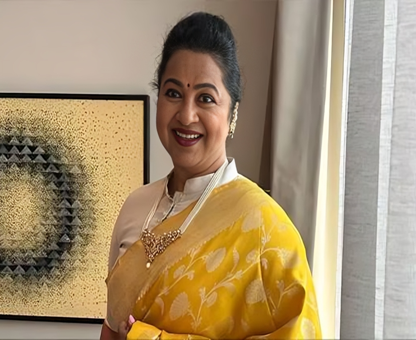 స్టార్ హీరోలకు రాధికా స్ట్రాంగ్ కౌంటర్