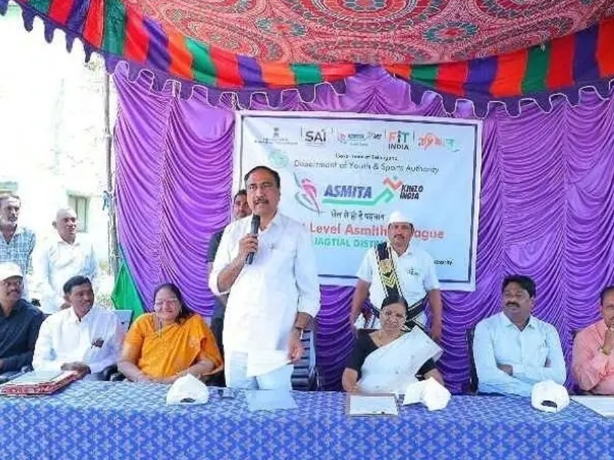 మహిళలు క్రీడల్లో రాణించాలి: ఎమ్మెల్యే