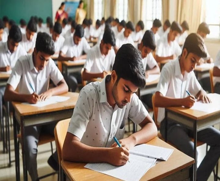 కర్నూలులో 261 మంది ఇంటర్ విద్యార్థుల గైర్హాజరు