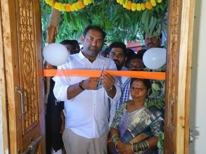 నూతన ఇందిరమ్మ ఇల్లును ప్రారంభించిన : MLA