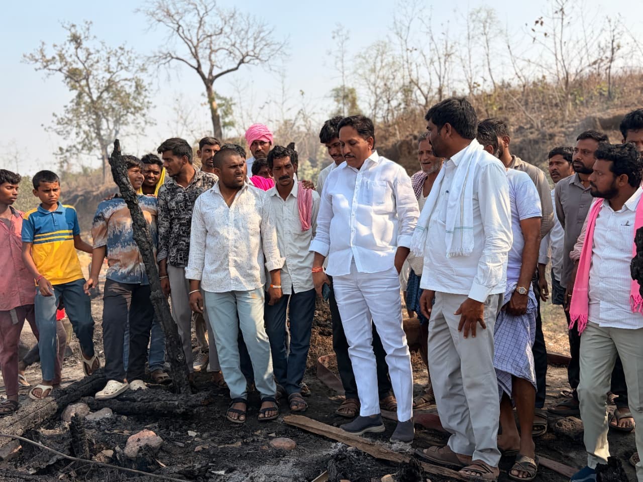 ‘బాధిత కుటుంబాలను ఆదుకుంటాం’