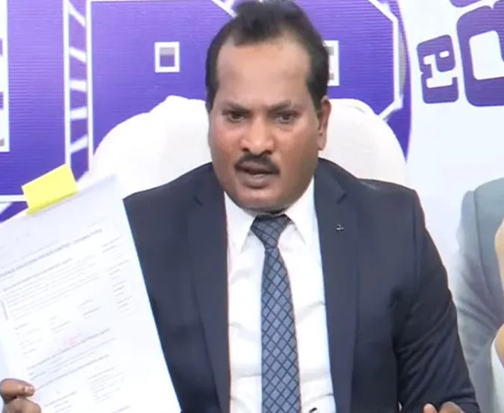 చంద్రబాబును వదలను: జడ శ్రవణ్ కుమార్