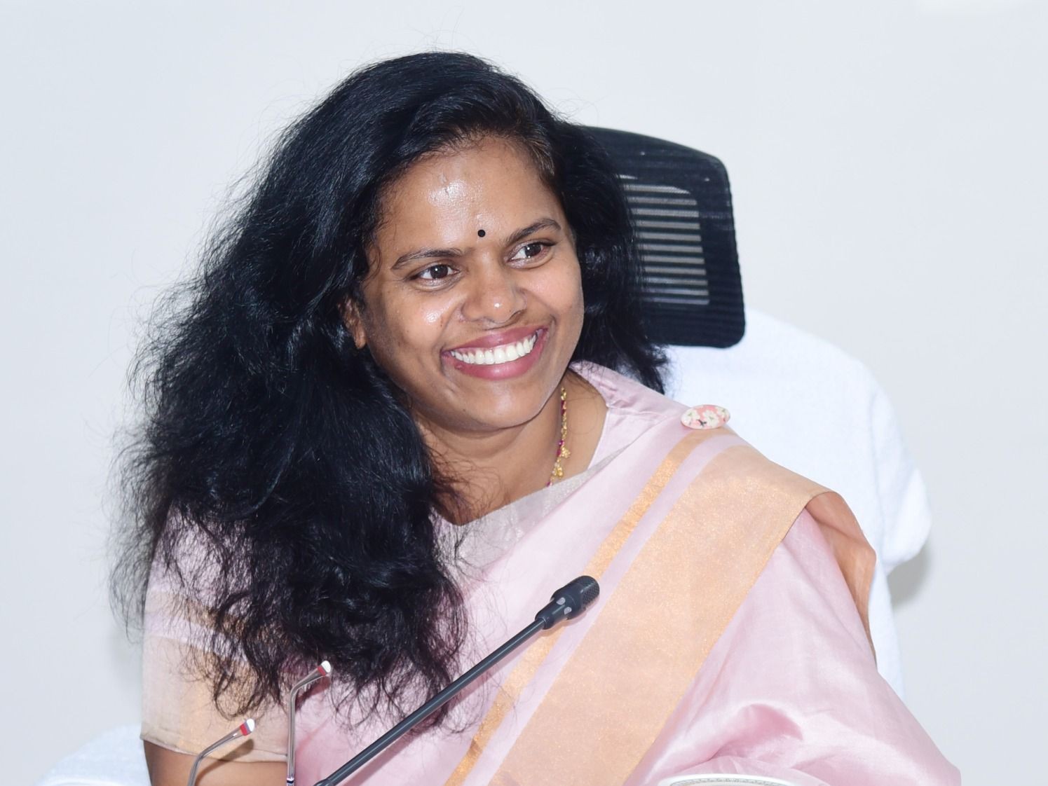 రేపు రైతుల ఖాతాల్లో నగదు జమ