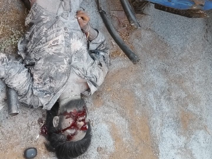 ఇసుక లారీ, ట్రాక్టర్ ఢీ.. యువకుడు మృతి