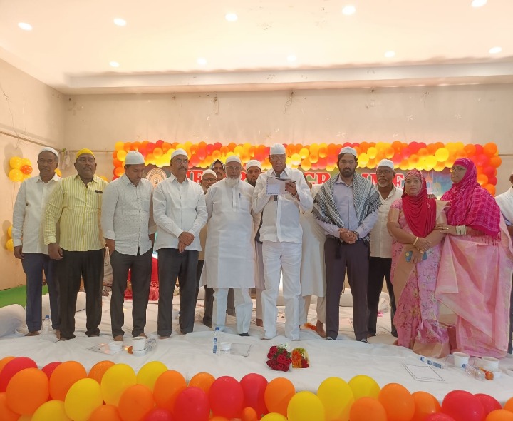 మైనార్టీ సంక్షేమ శాఖ ఆధ్వర్యంలో ఇఫ్తార్ విందు