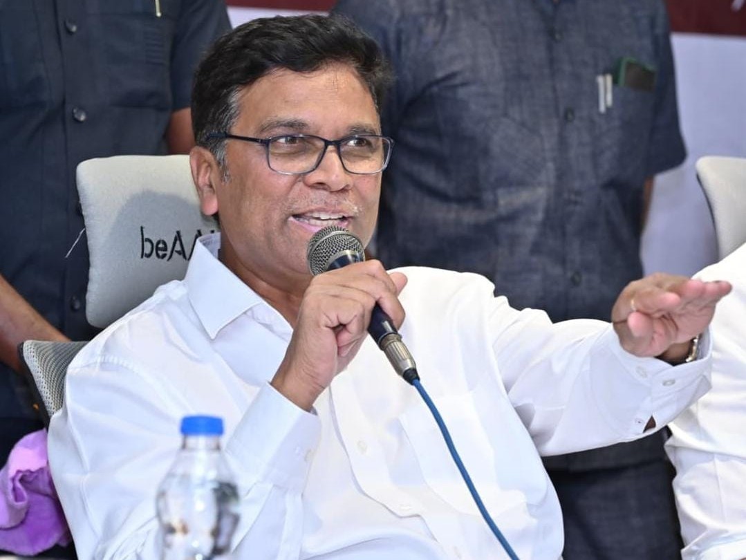 మహిళా సాధికారతే లక్ష్యం: ఎంపీ దగ్గుమళ్ళ