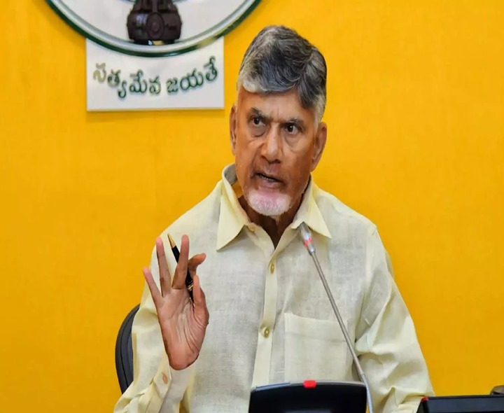 బ్లాక్ స్పాట్లపై ప్రత్యేక దృష్టి పెట్టాలి: చంద్రబాబు