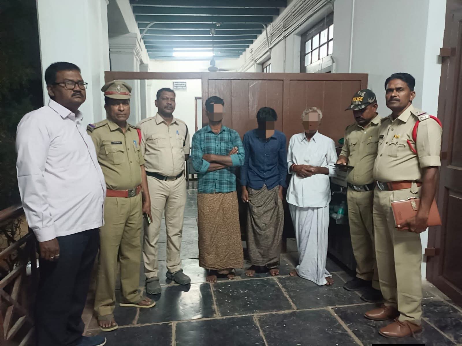 బాలుడి హత్య కేసులో ముగ్గురికి యావజ్జీవ శిక్ష