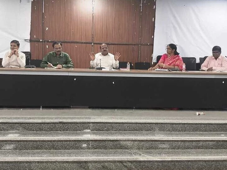 ఎల్‌పీజీ స్టాక్ కొరత లేదు: అదనపు కలెక్టర్