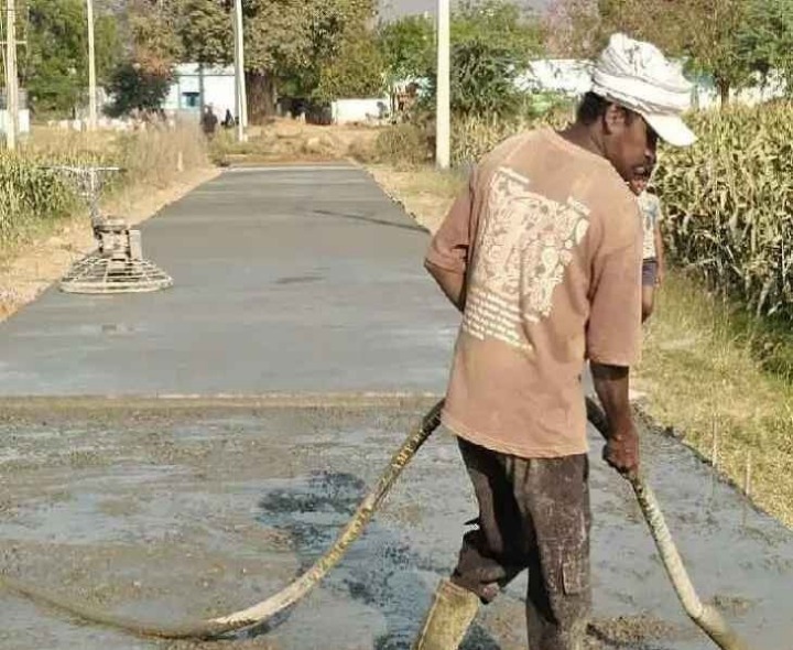 40 ఏళ్ల తర్వాత రోడ్డు సమస్య పరిష్కారం
