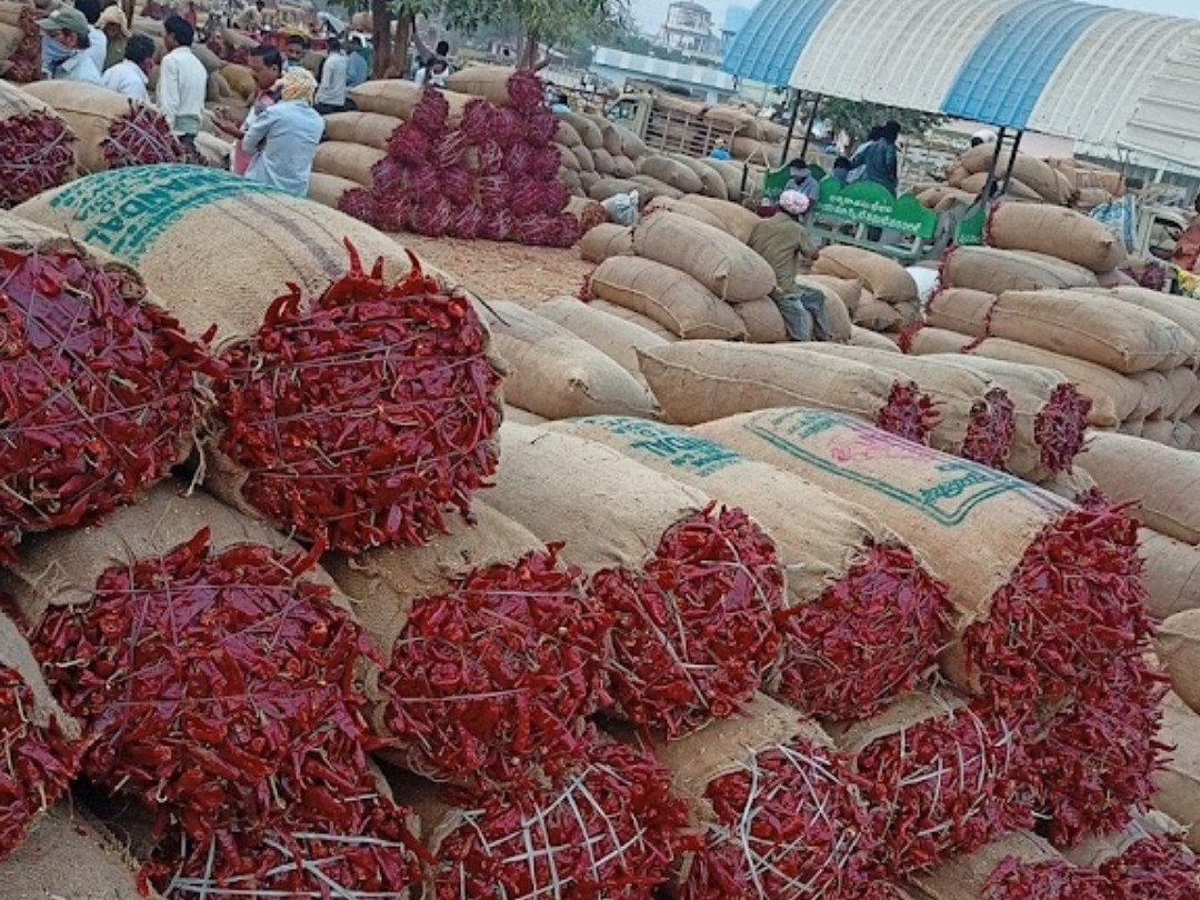 వరంగల్ మార్కెట్లో సరుకుల ధరల వివరాలు..!