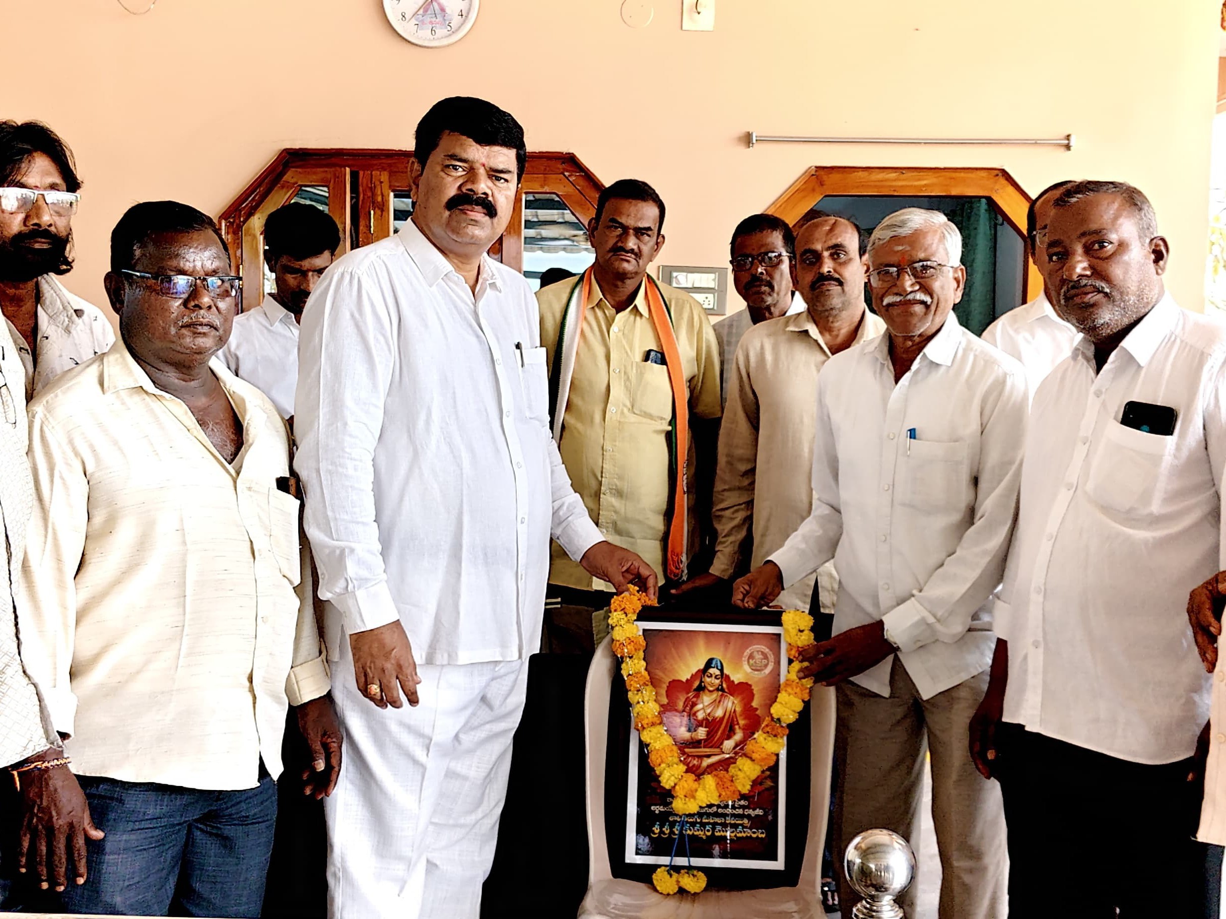 ‘తొలి తెలుగు మహిళ కవయిత్రి మొల్లమాంబ’