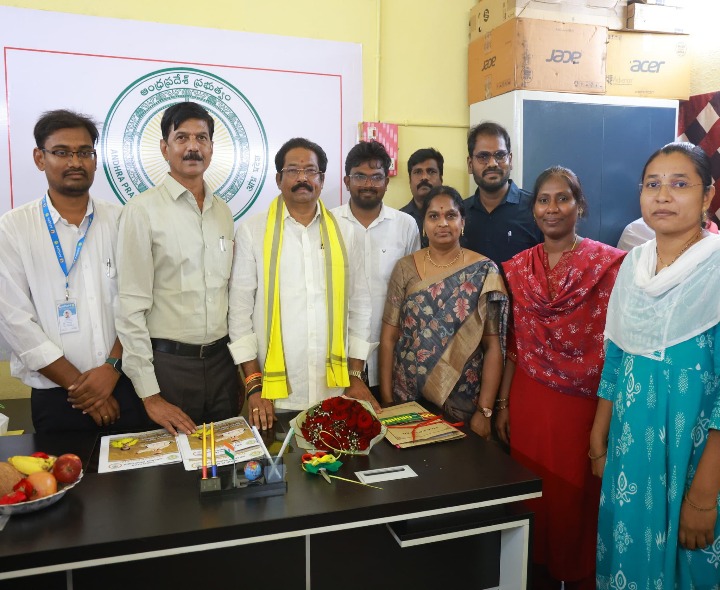 వినుకొండలో పీ-4 కార్యాలయం ప్రారంభించిన ఎమ్మెల్యే