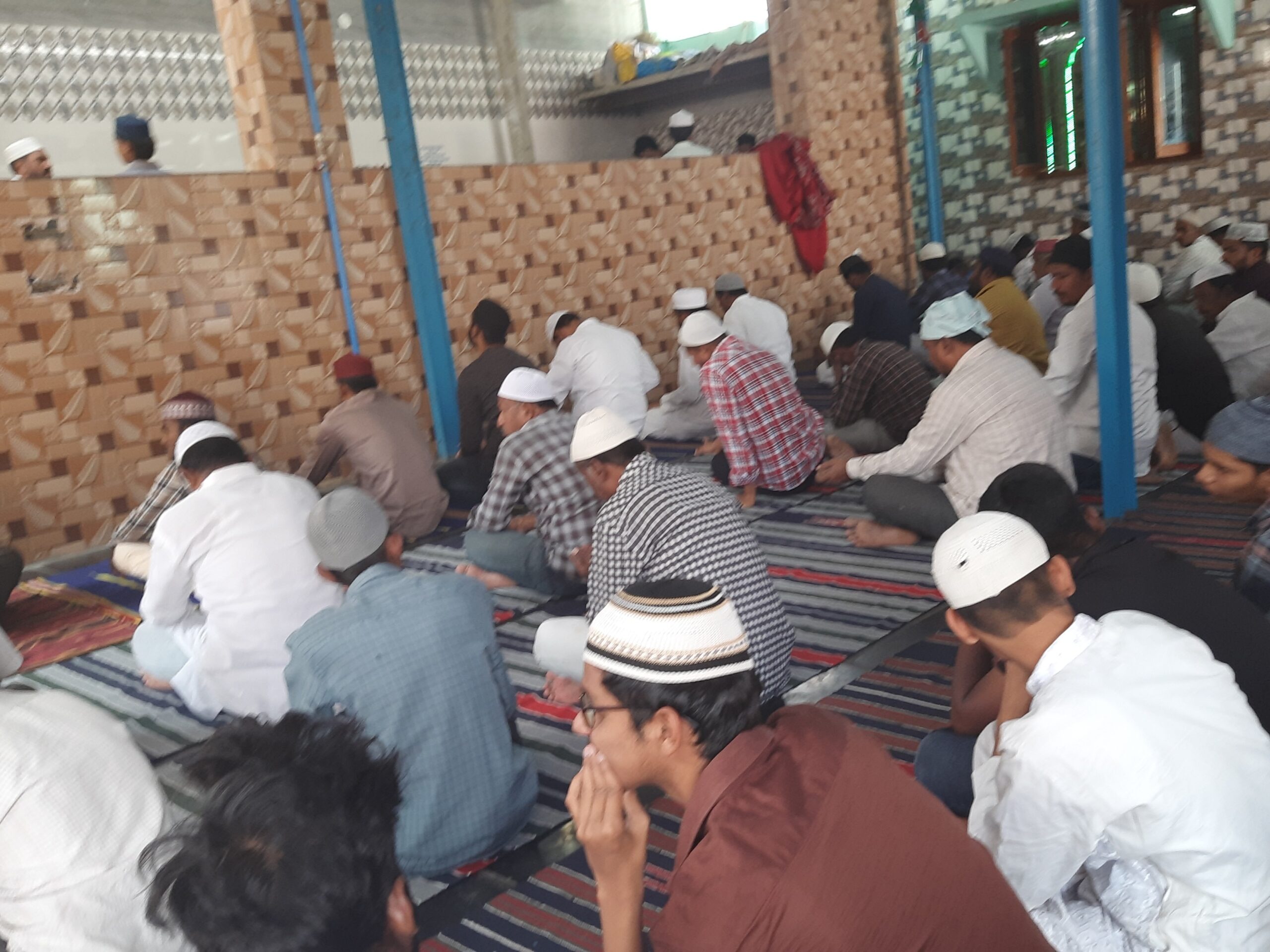 గుత్తిలో రంజాన్ చివరి జుమా ప్రార్థనలు